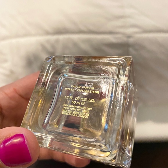 🚫SOLD Ⓜ️ERC🅰️RI Tory Burch 1.7oz - Picture 5 of 8